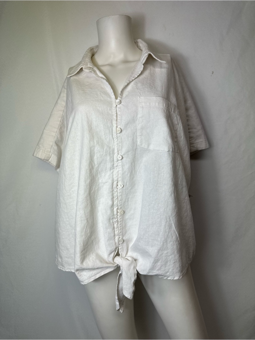 NWT CAFFE MARRAKESH SIZE 2X WHITE DOWN DOWN TOP Tie Waist Short Sleeve